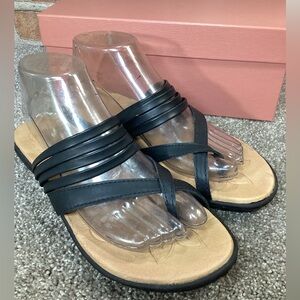 BOC womens Alisha black slide flip flop sandals size 8